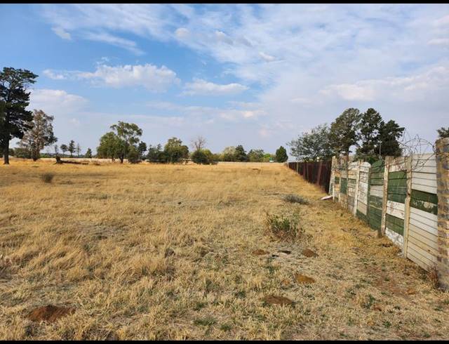 LAND FOR SALE IN WALKERVILLE CENTRAL